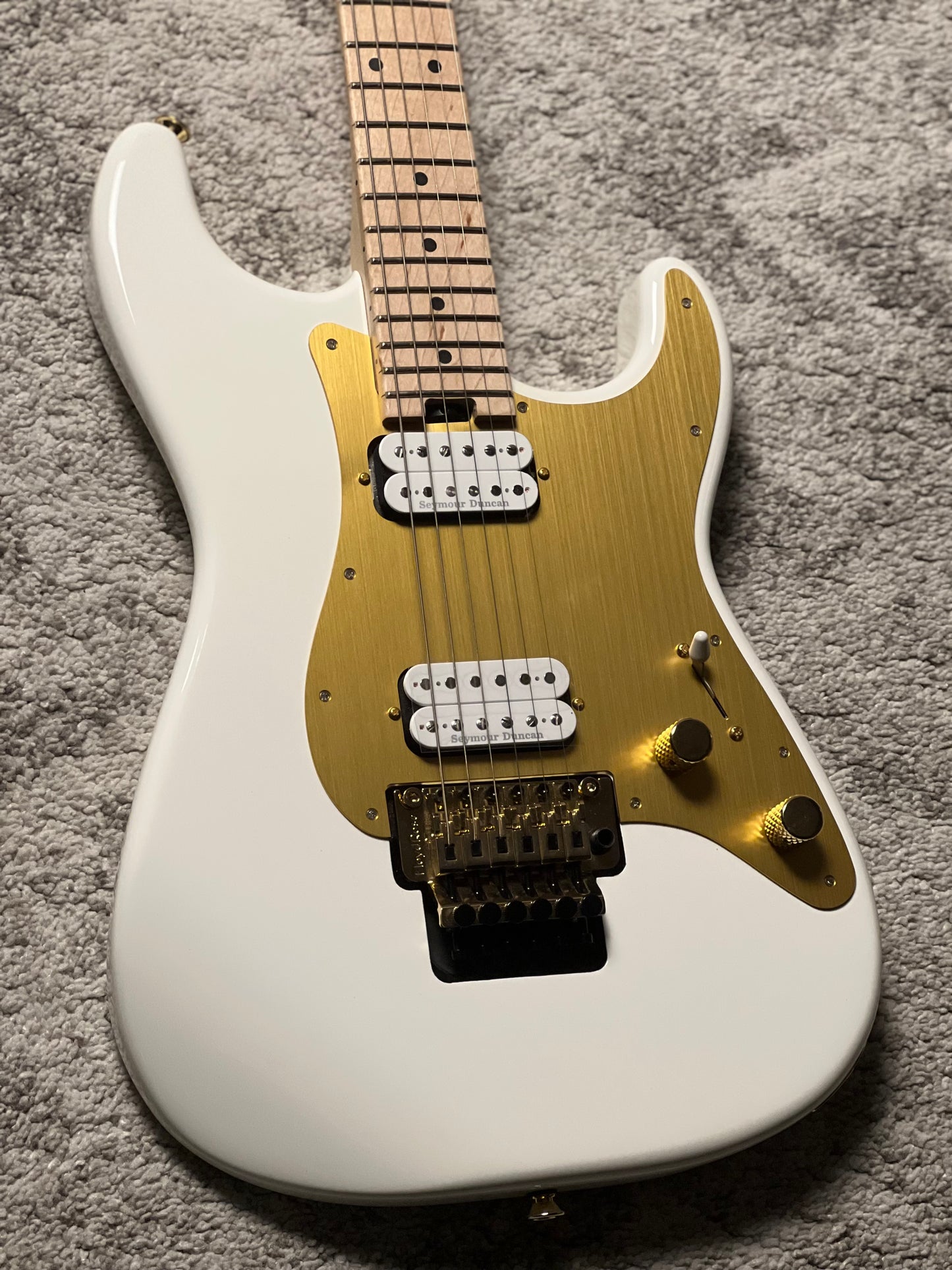 Charvel Pro-Mod So-Cal Style 1 HH FR with Maple FB in Snow White MC243008