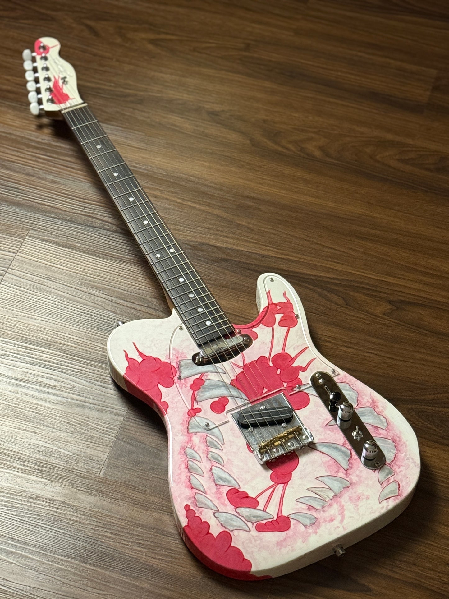 Dhatarattha Custom DTL Artist Hand Paint "Valley Of Thorns"