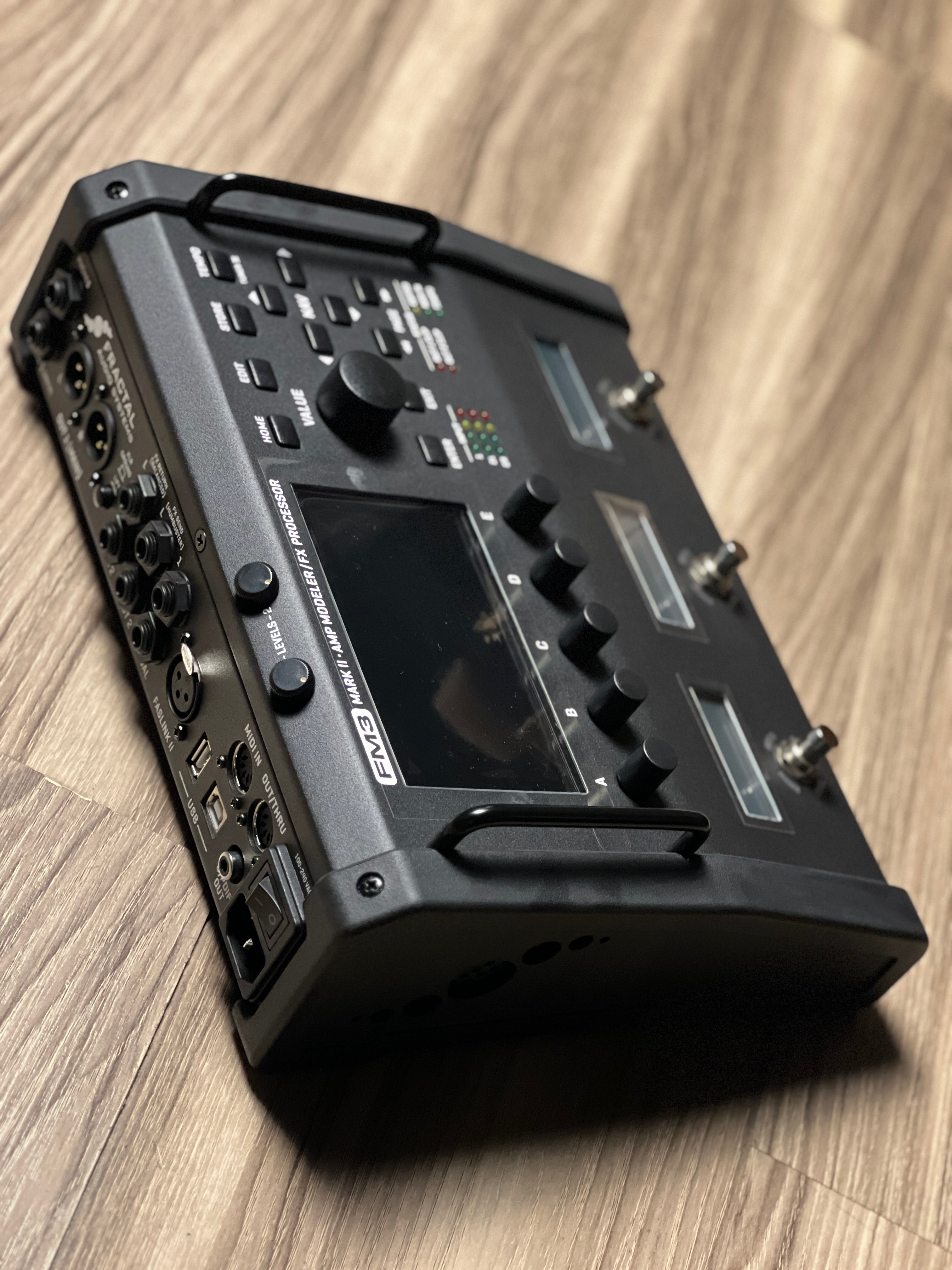 Fractal FM3 MKII Turbo Amp Modeler/FX Processor – nafiriguitar.com