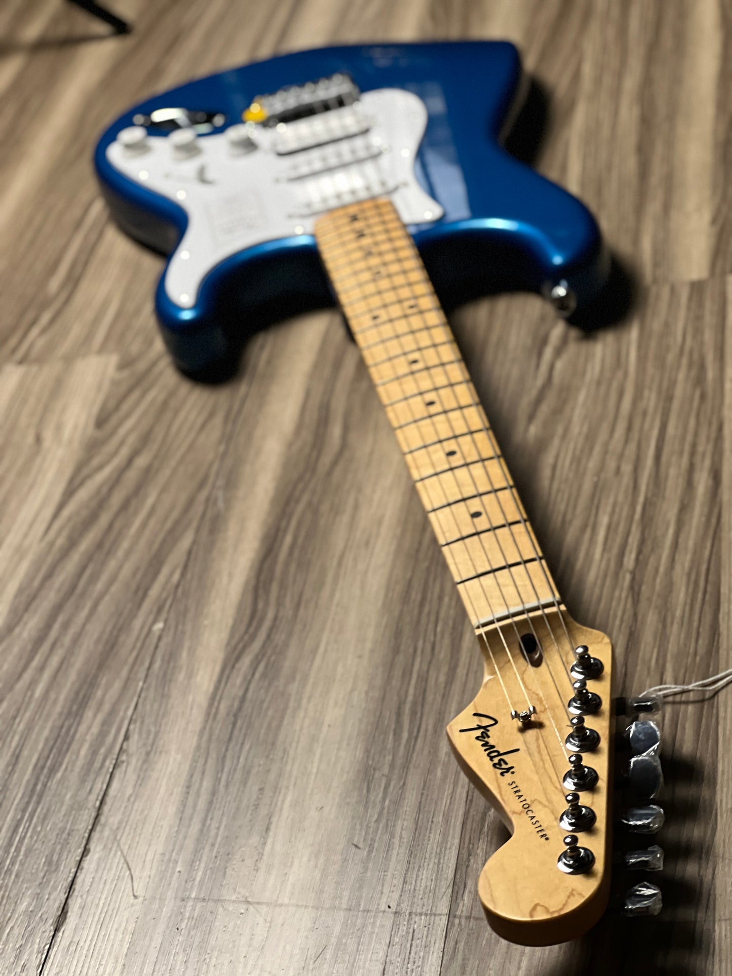 Fender Standard Stratocaster HSS with Maple FB in Aqua Marine Metallic