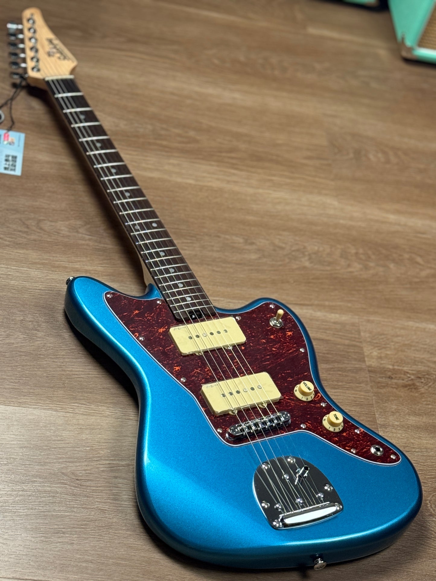 Soloking JM-1 Offset Special with Rosewood FB in Lake Placid Blue