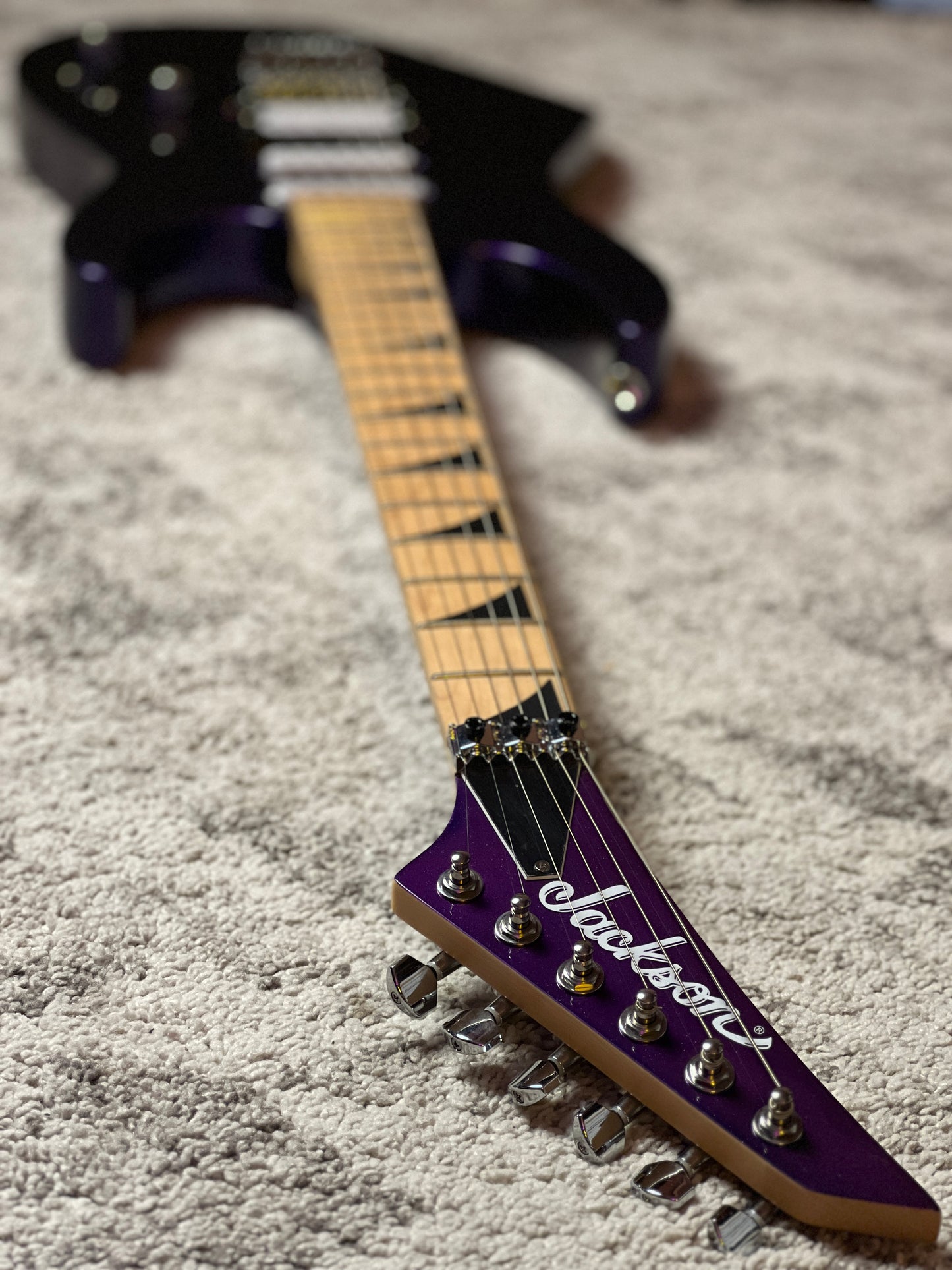 Jackson X Series DK3XRM HSS with Maple FB in Deep Purple Metallic