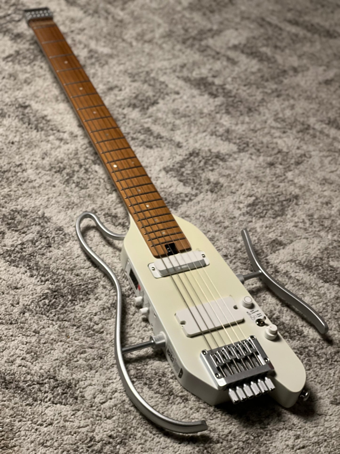 Donner HUSH-X Pro In White With Bag