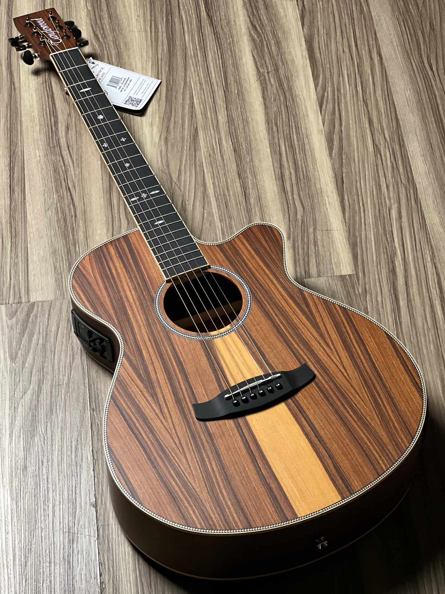 Tanglewood Reunion Pro Super Folk Solid Top Cutway TRU4CEAS w/ EX4 EQ in Natural Satin