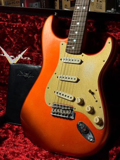 Fender Custom Shop 1966 Stratocaster Journeyman Relic in Faded Candy Apple Red 2019 CZ544127