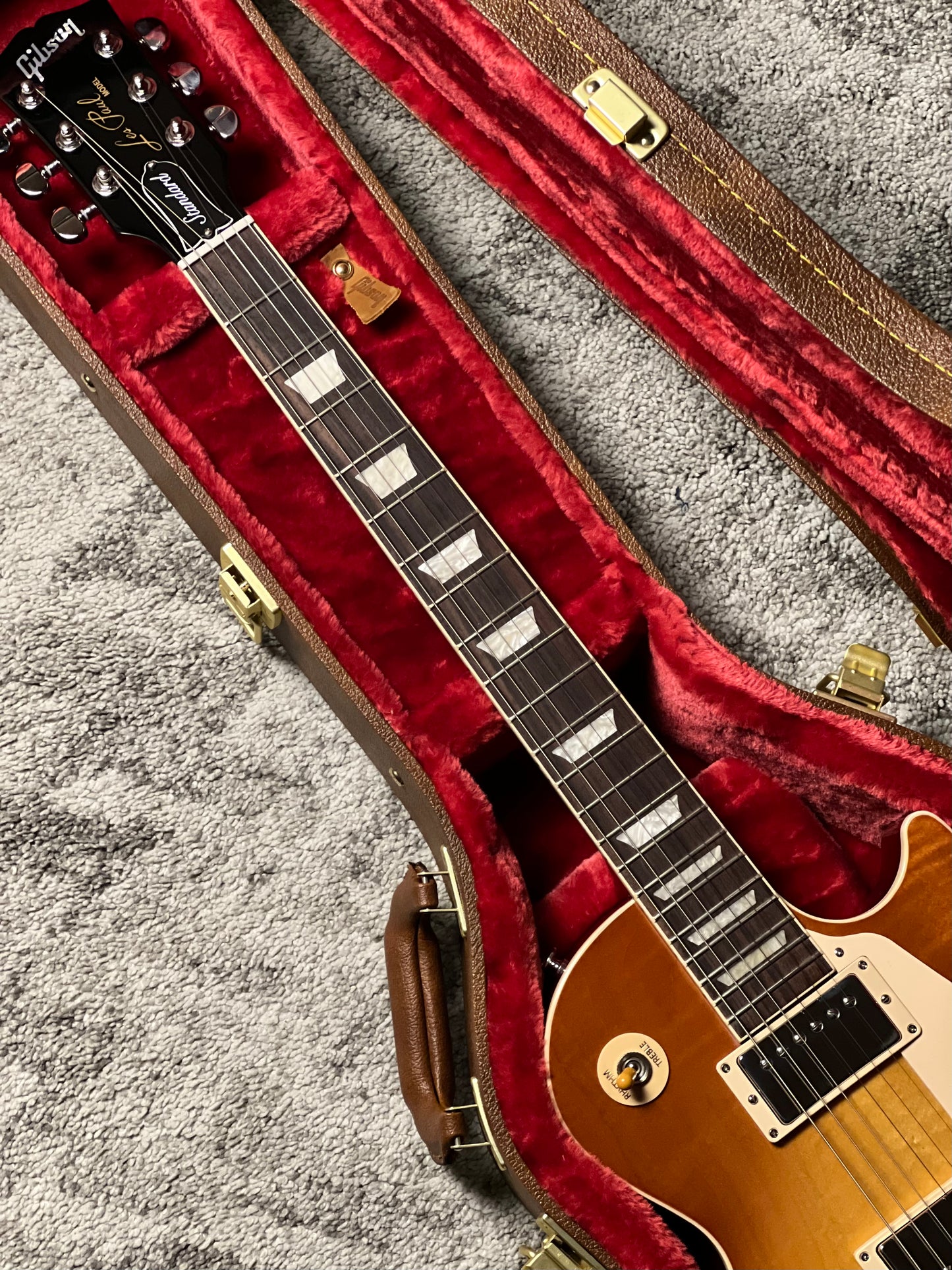 Gibson Les Paul Standard 60s in Unburst w/case 207960193
