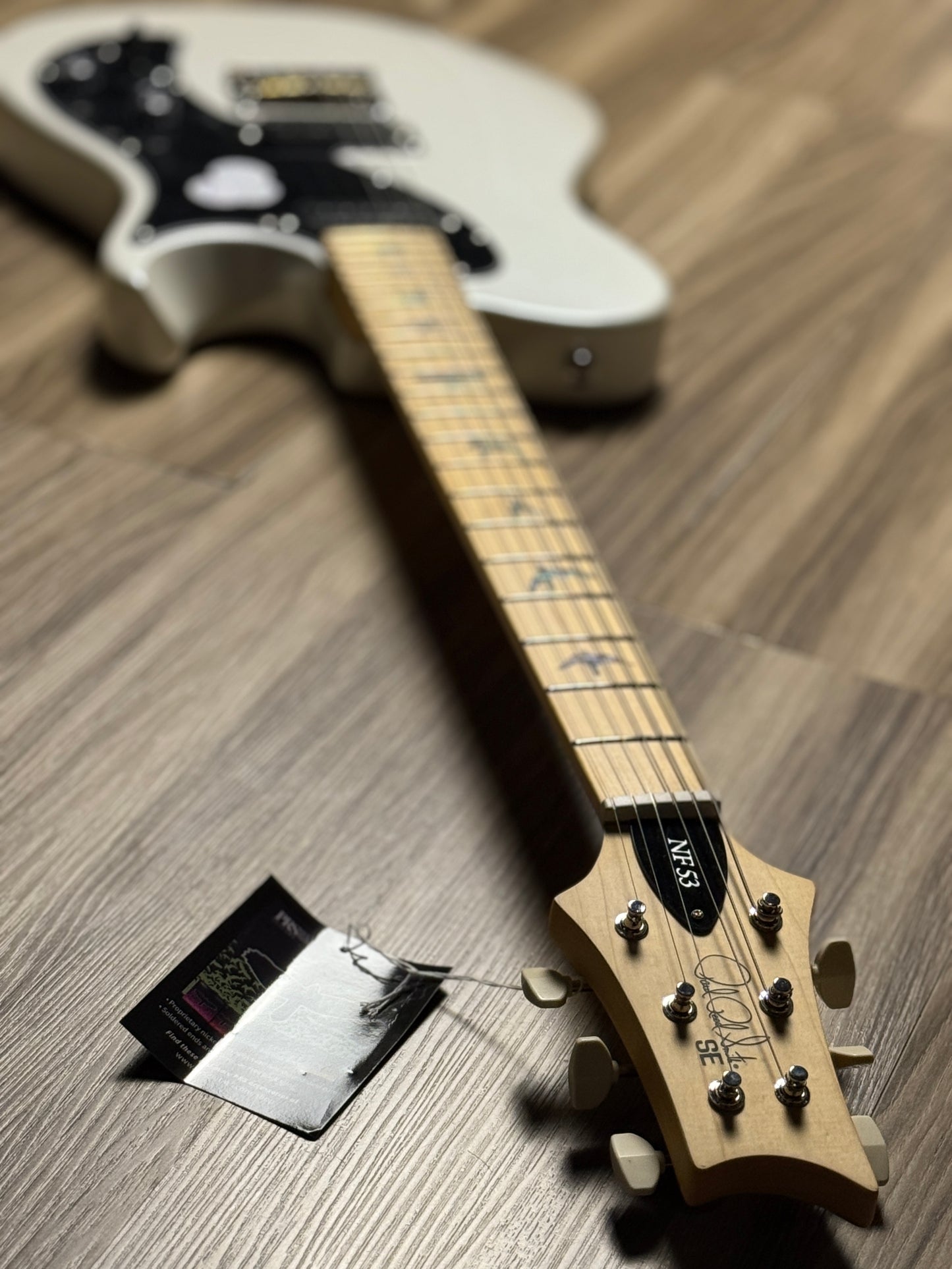 PRS SE NF 53 Ash Body DD S Pickups in Pearl White w/Gig Bag