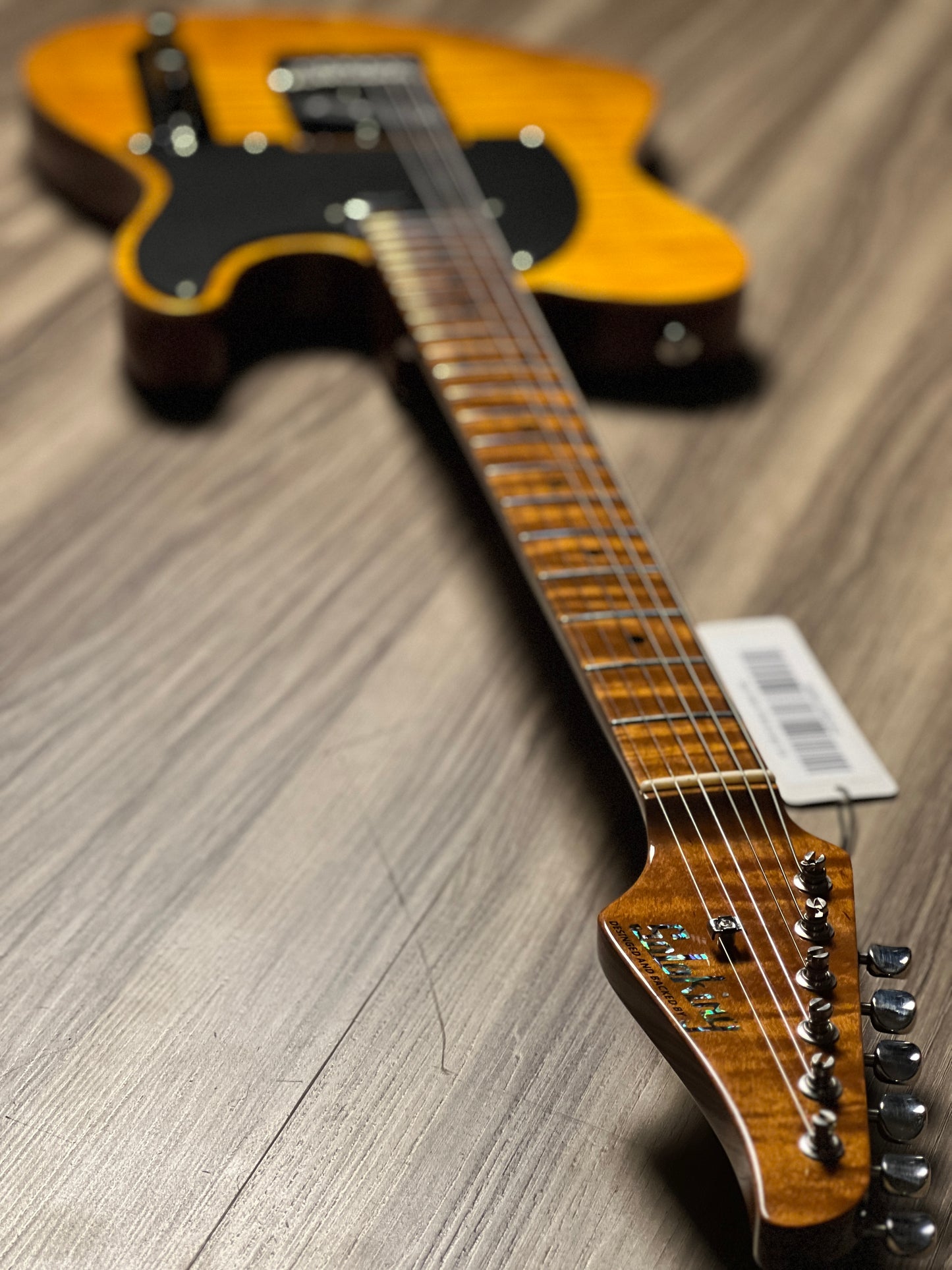 Soloking MT-1 FM 22 Artisan FMN with Roasted Flame Maple Neck in Amber