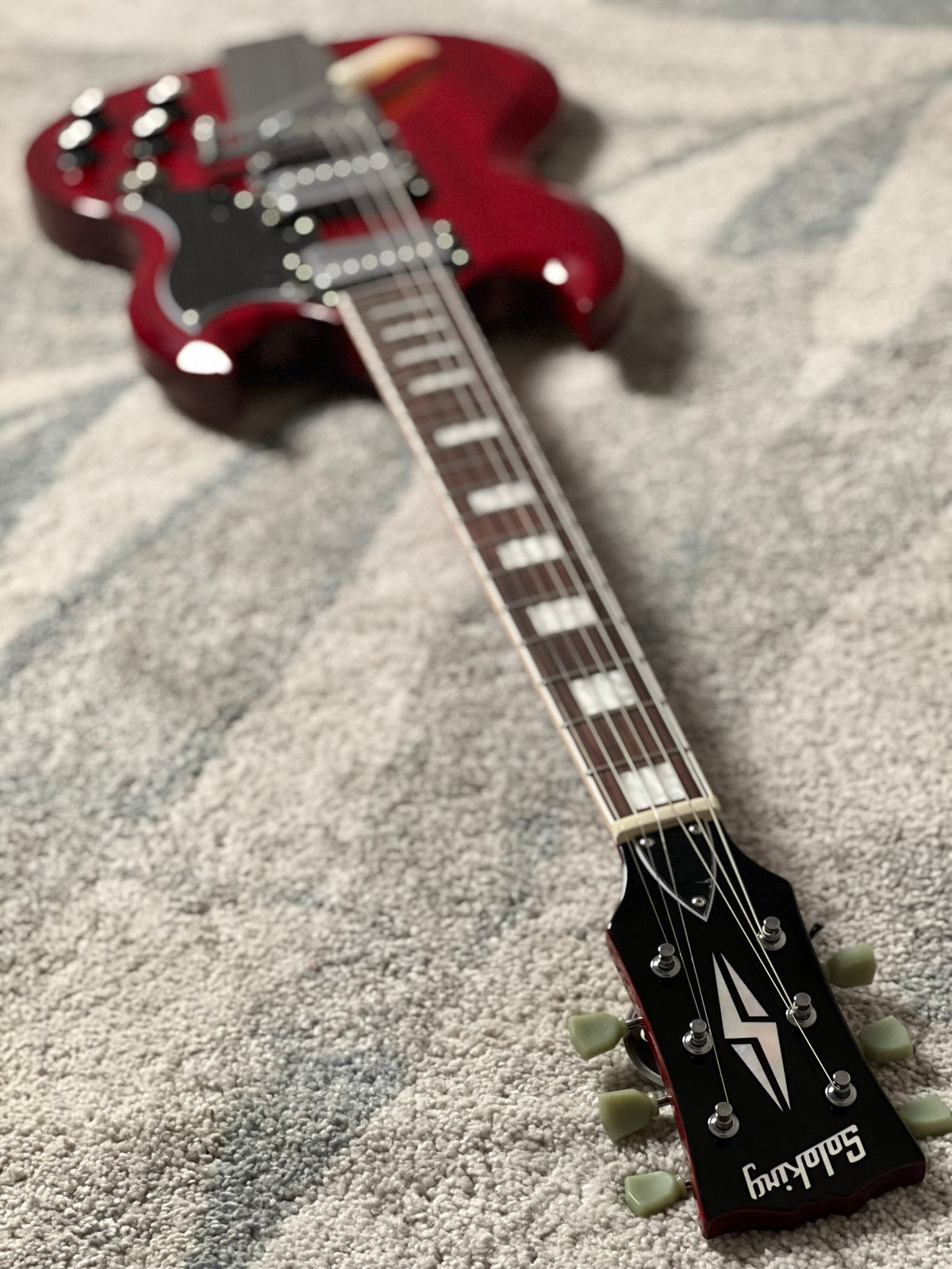 Soloking SG60 Vibrola MKII in Transparent Red Cherry JESCAR (Altered Headstock)