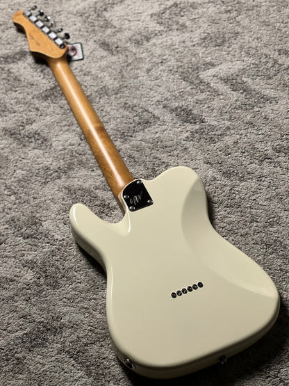 UW GuitarWorks Vintage Custom in Vintage White