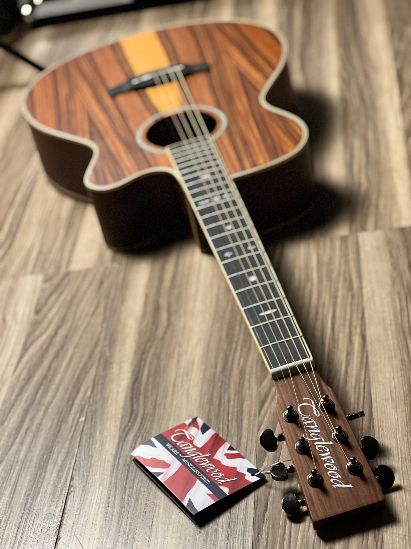 Tanglewood Reunion Pro Super Folk Solid Top Cutway TRU4CEAS w/ EX4 EQ in Natural Satin