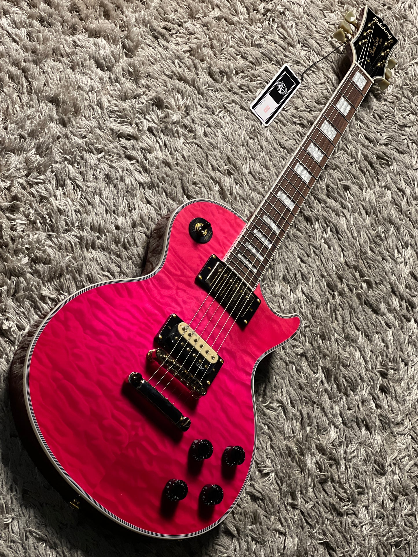 Soloking SLS50QM Deluxe with 5A Quilt Top in Sunset Fade