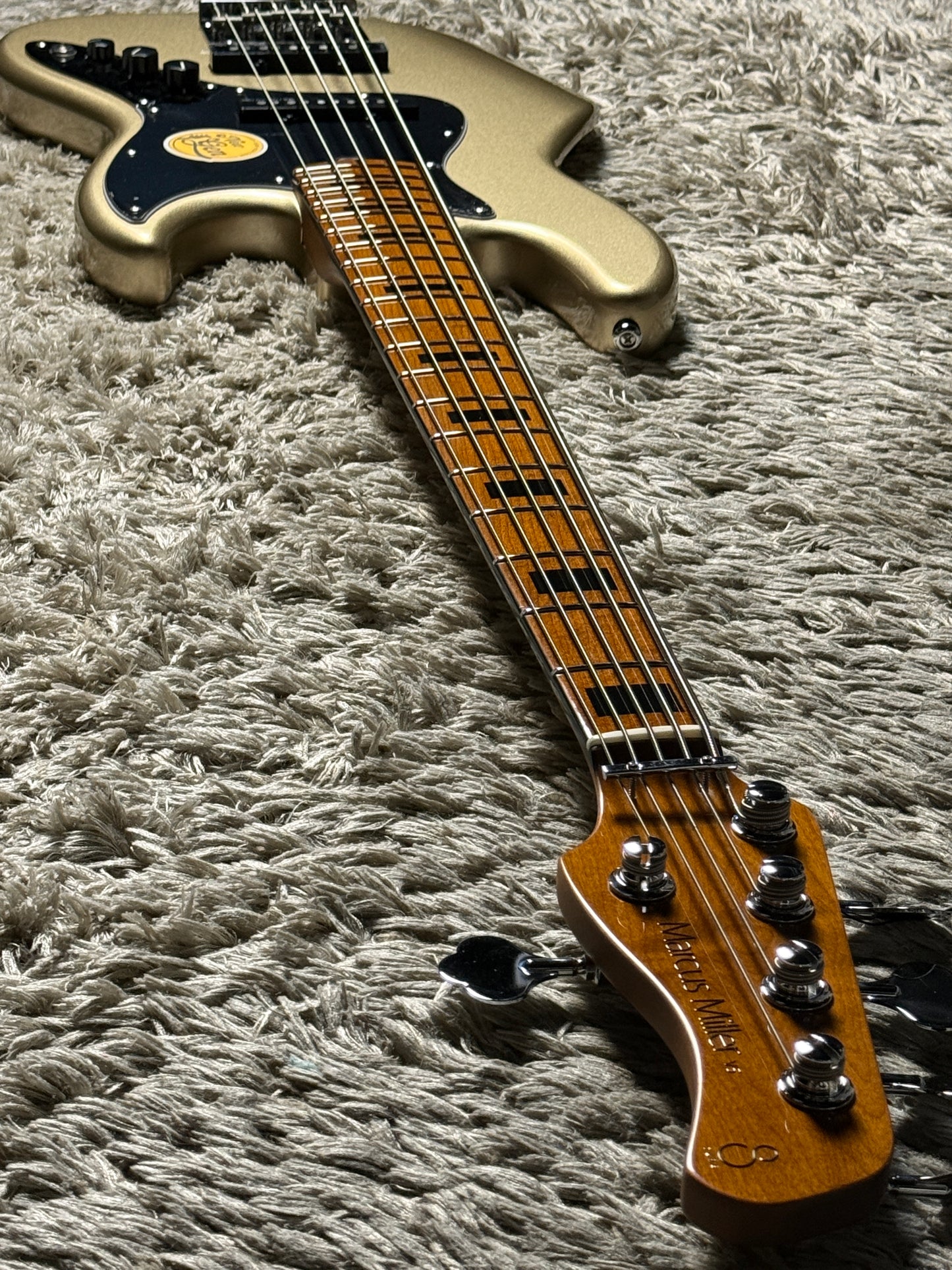 Sire Marcus Miller V5 Alder-5 St in Champagne Gold Metallic
