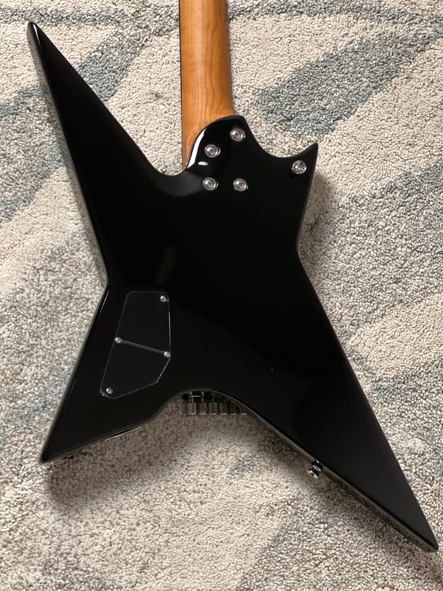 SQOE SEWT708 in Black