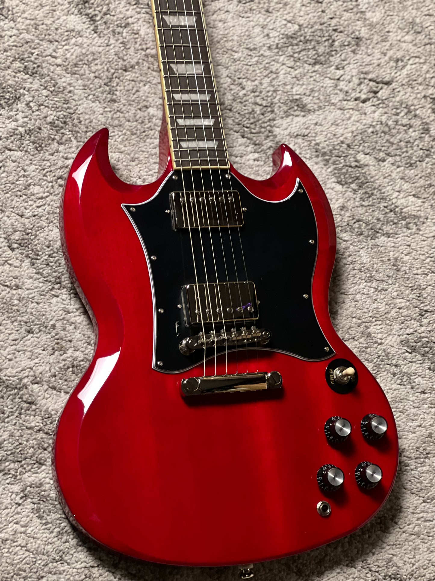 Epiphone SG Standard - Cherry (2026 Version) with Rosewood FB