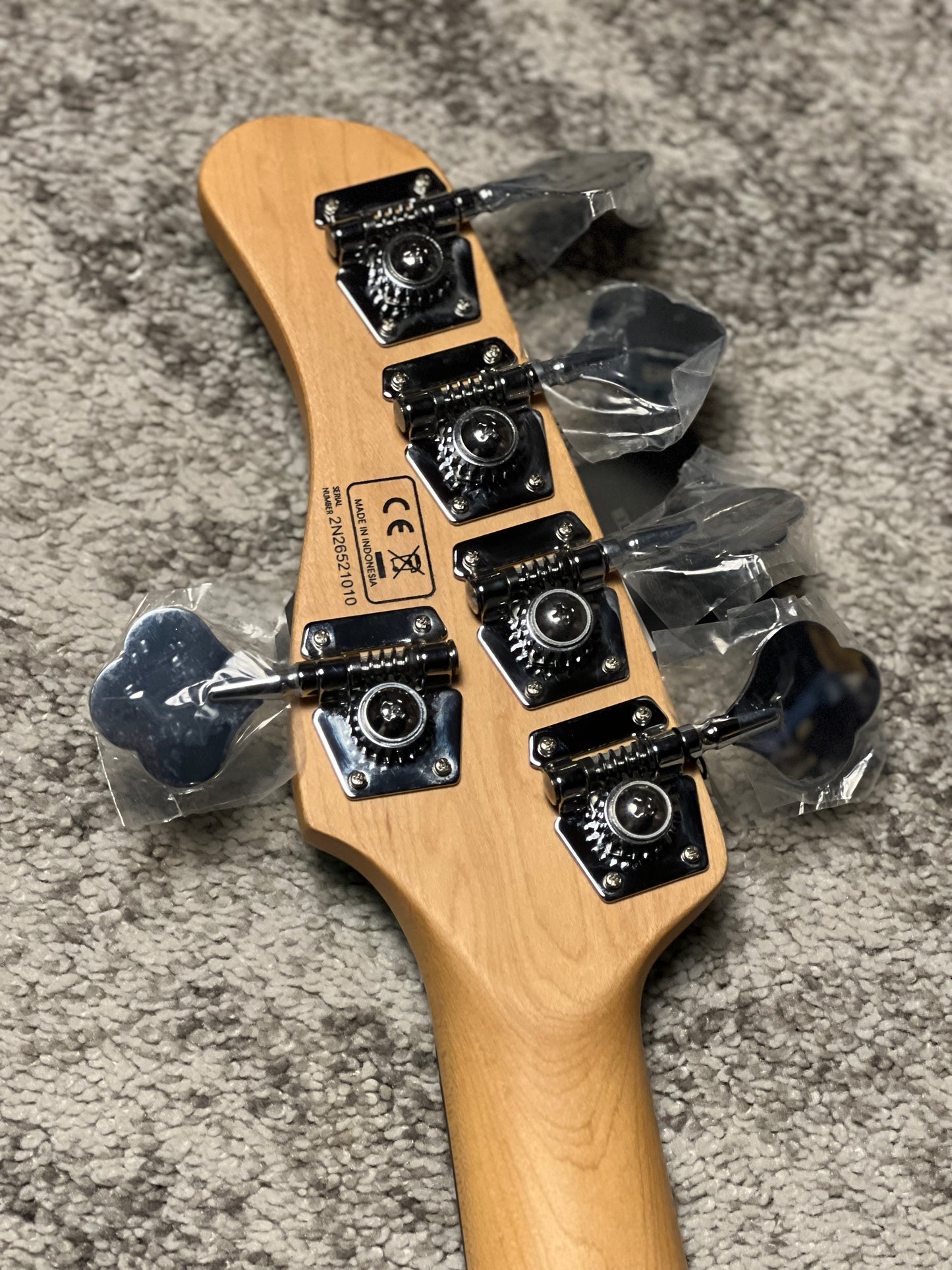 Sire Marcus Miller Bass V3-5 St New Gen in Mild Green