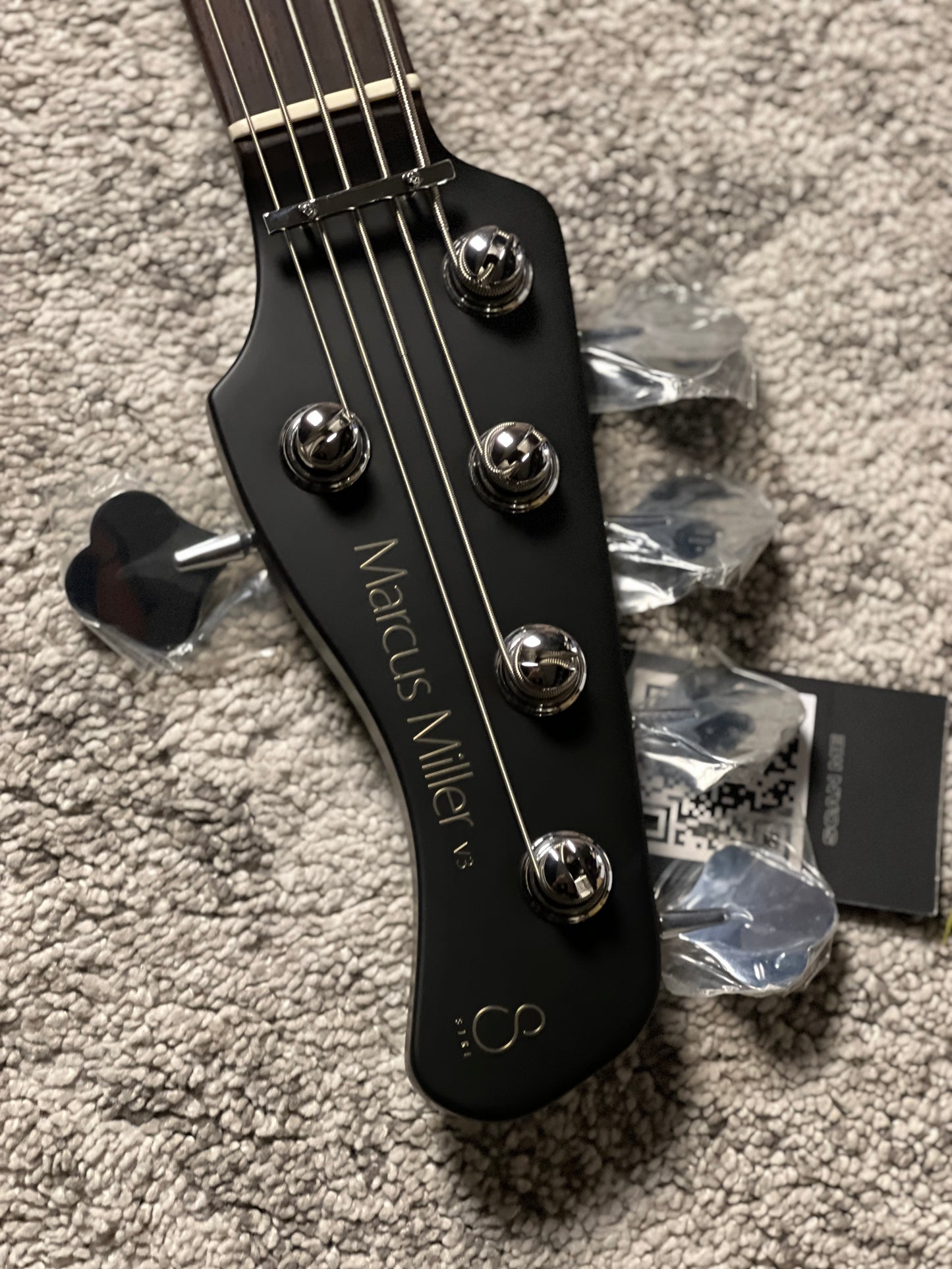 Sire Marcus Miller V3-5 New Gen Electric Bass Guitar in Black Satin
