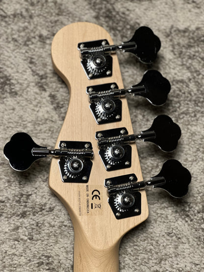 SLX Sparrow 70s Special V Essentials with Maple FB in 3-Tone Sunburst