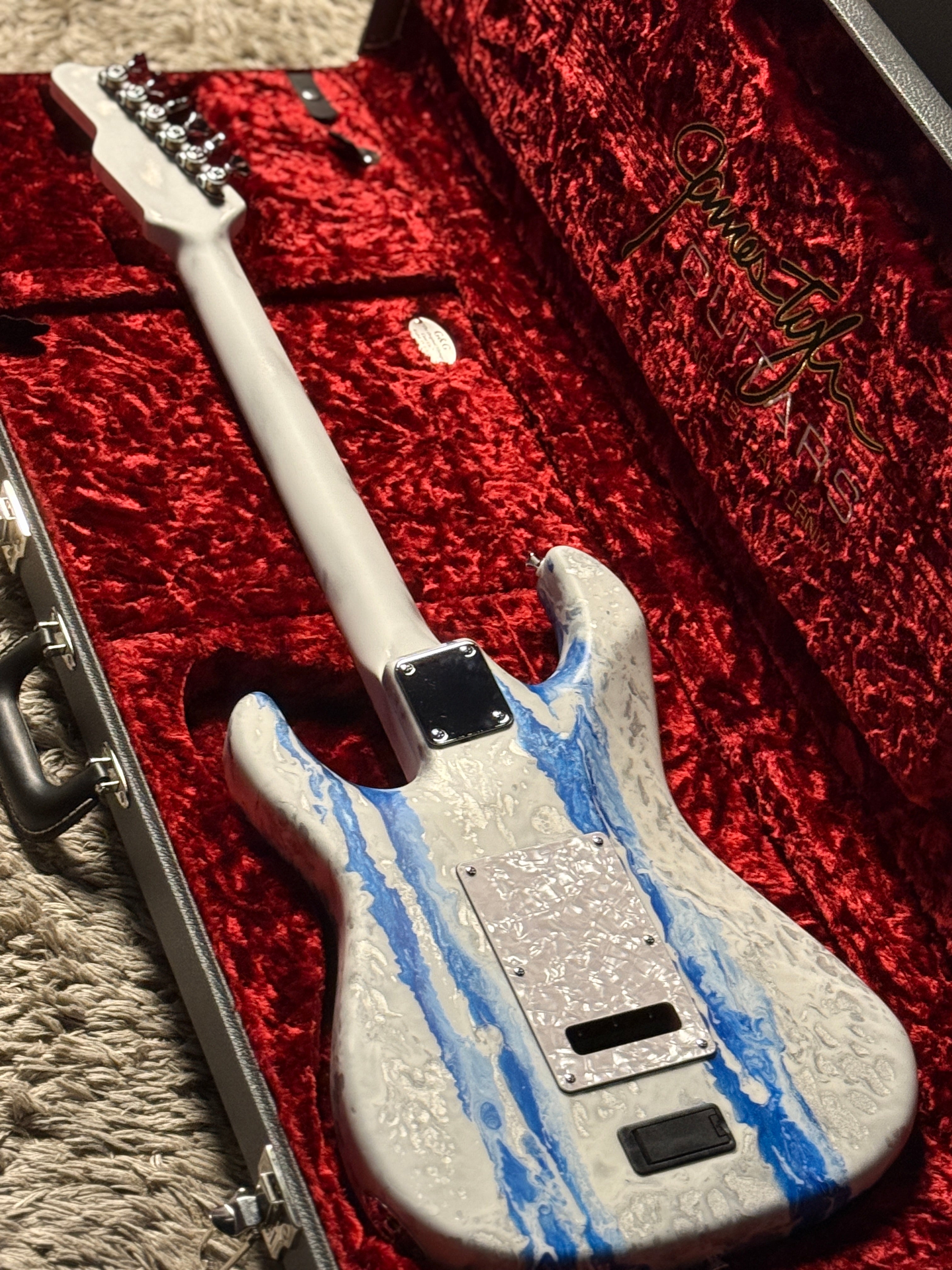 James tyler Studio Elite HD Antarctic Shmear 25248 – nafiriguitar.com