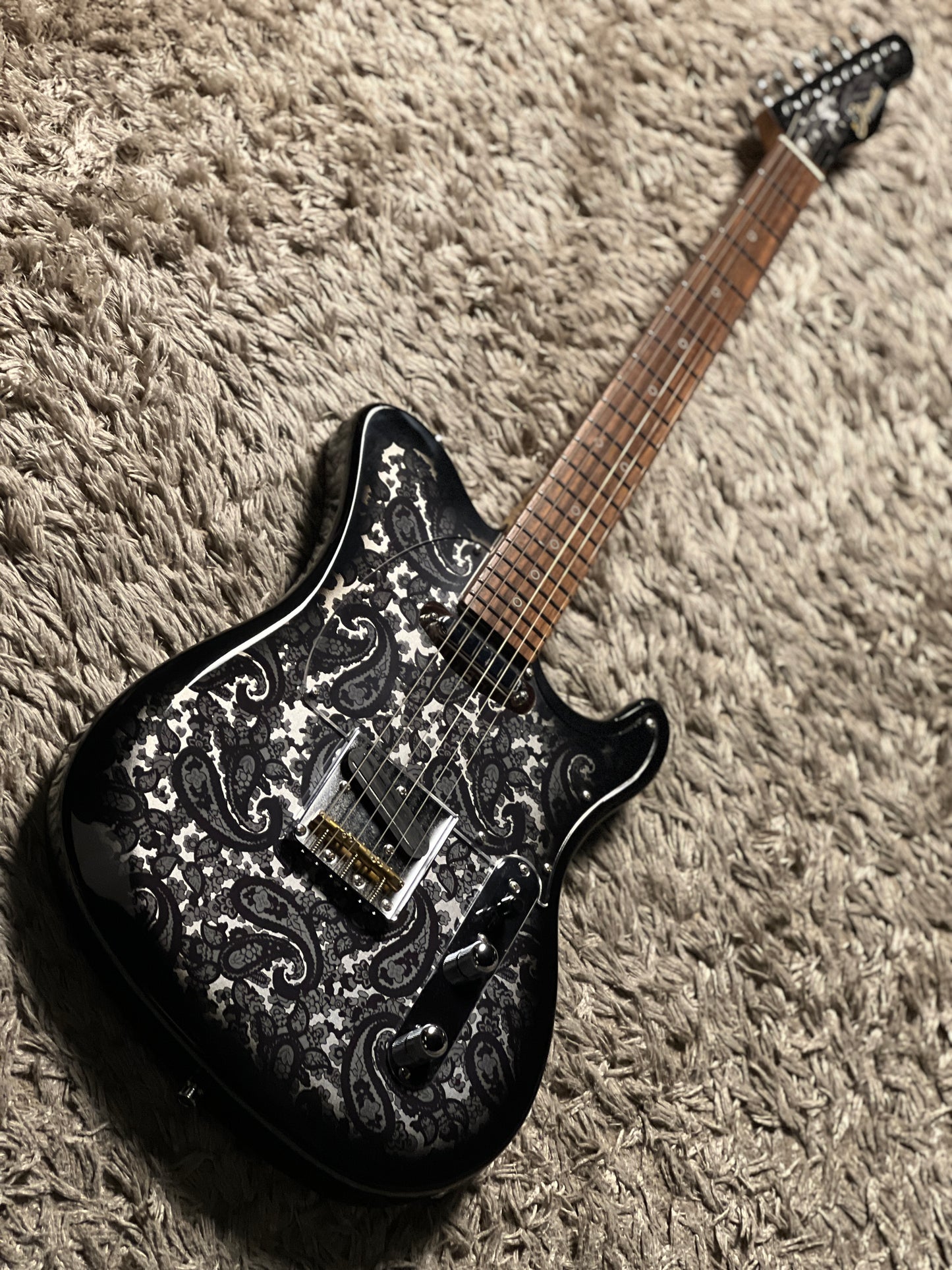 Dhatarattha Performance DTL in Black Paisley with Rosewood FB