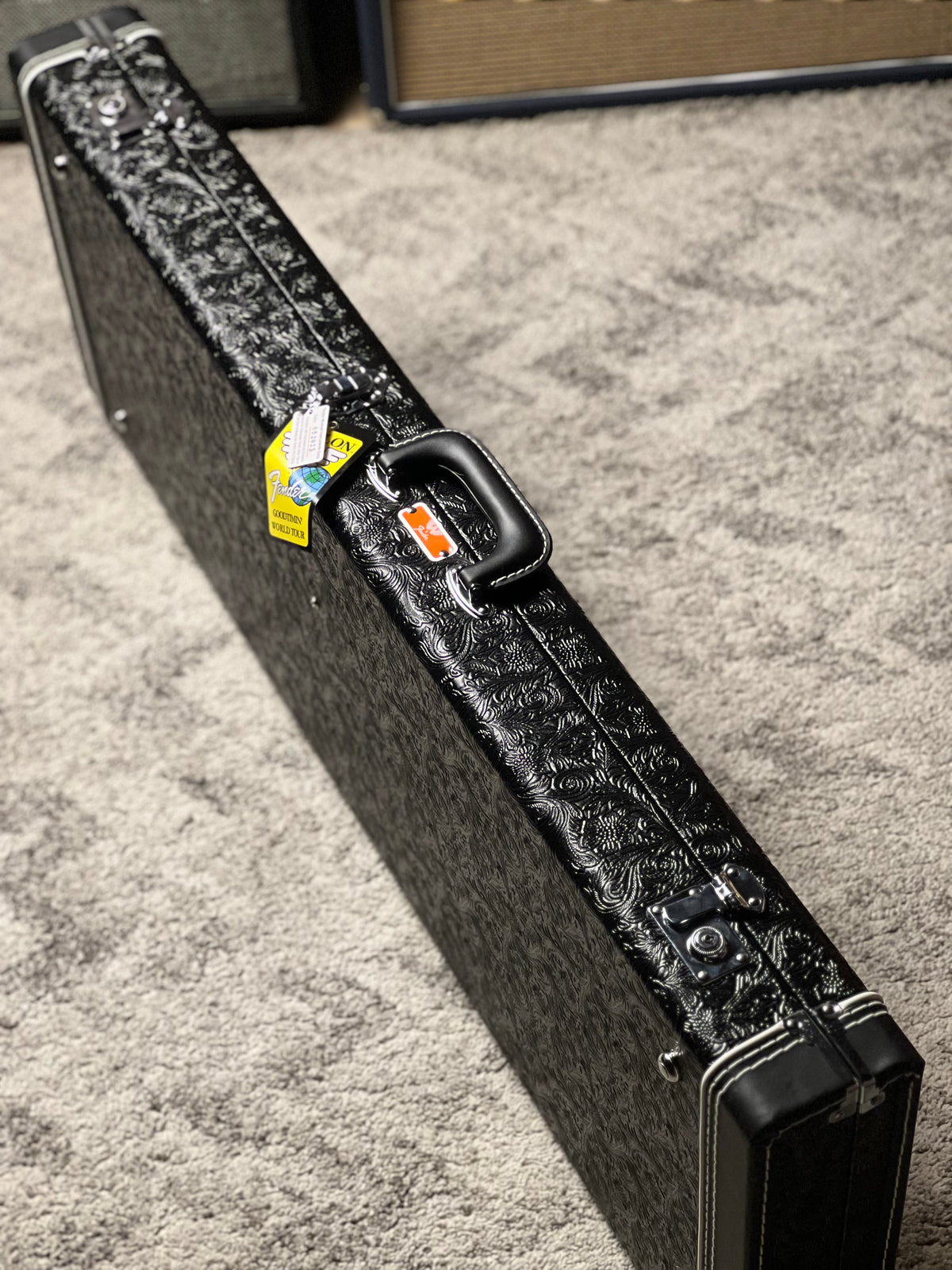 Fender Waylon Jennings Stratocaster/Telecaster Case Black Tooled Leath