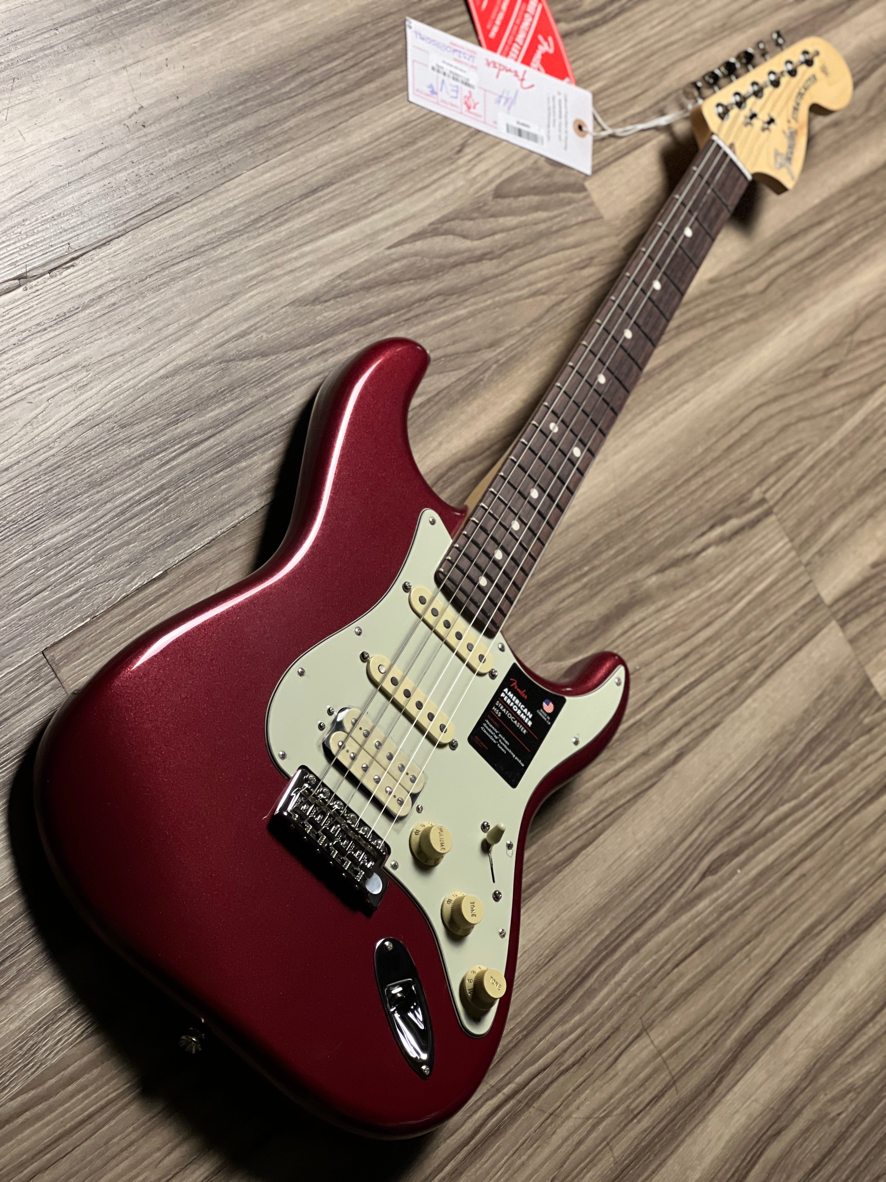 Fender American Performer Stratocaster HSS - Aubergine with
