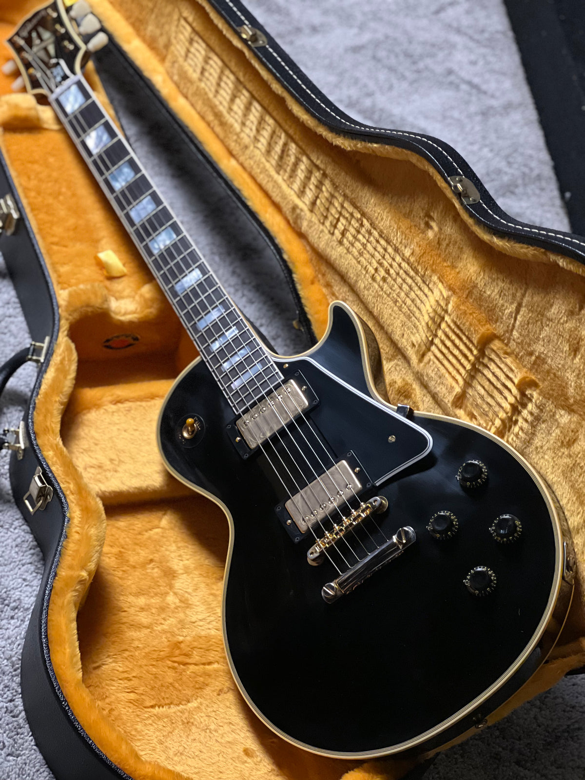 Gibson 1957 Les Paul Custom Reissue VOS - Ebony 2-Pickup 742558