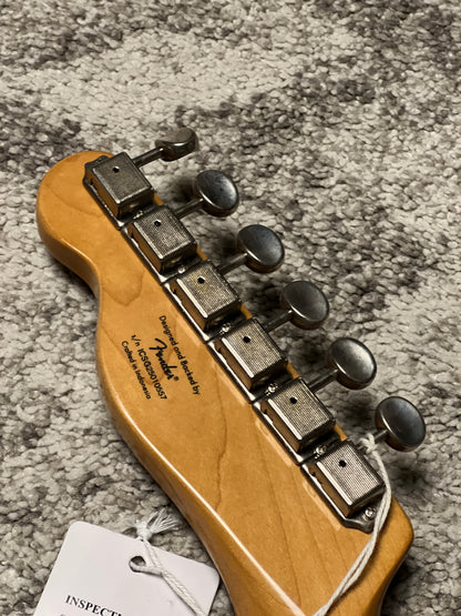 Squier FSR Classic Vibe 70s Telecaster Custom with Maple FB in Antigua Burst
