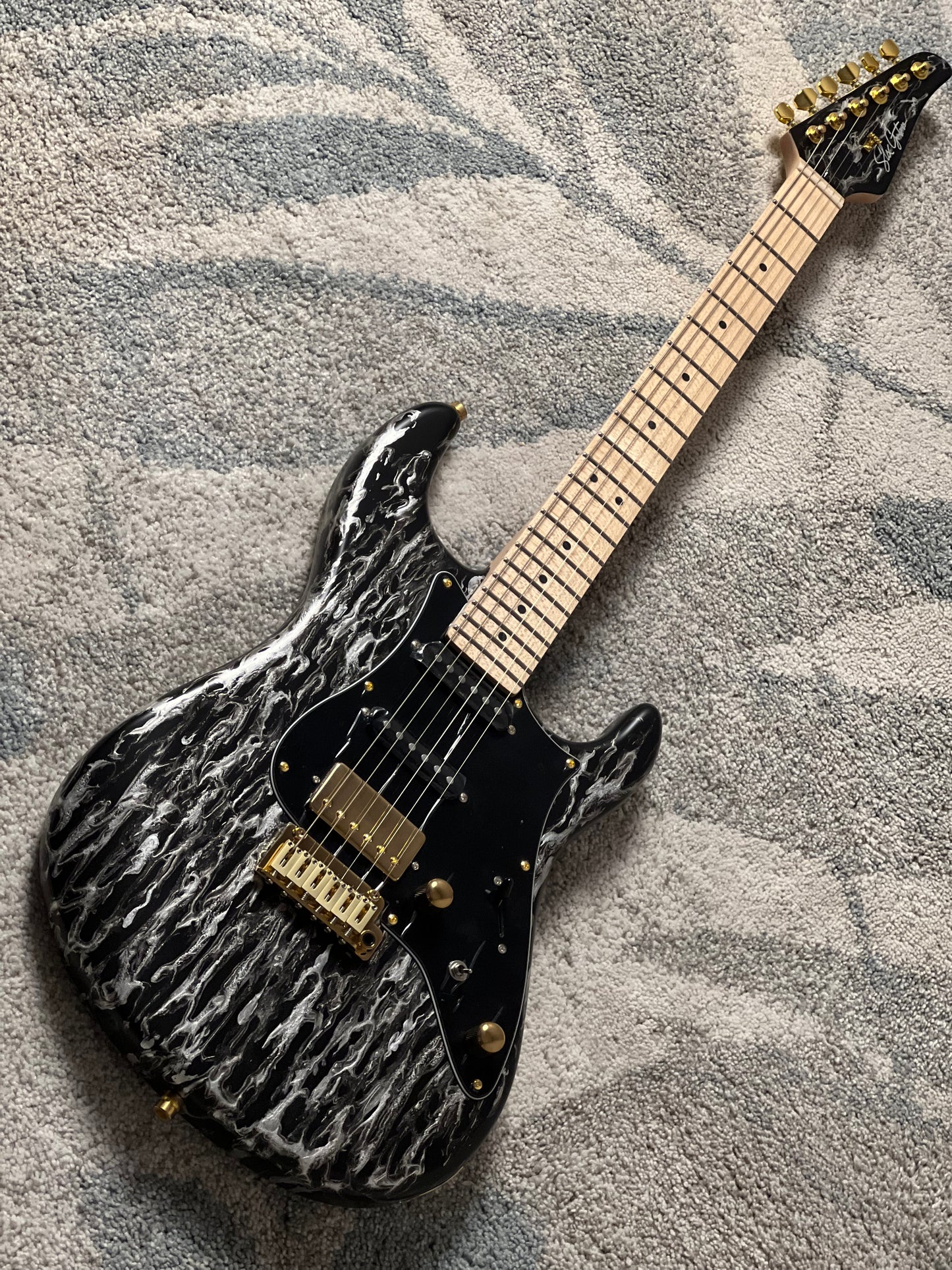 SLX X Dhatarattha Custom DST in Black Shmear with Maple FB
