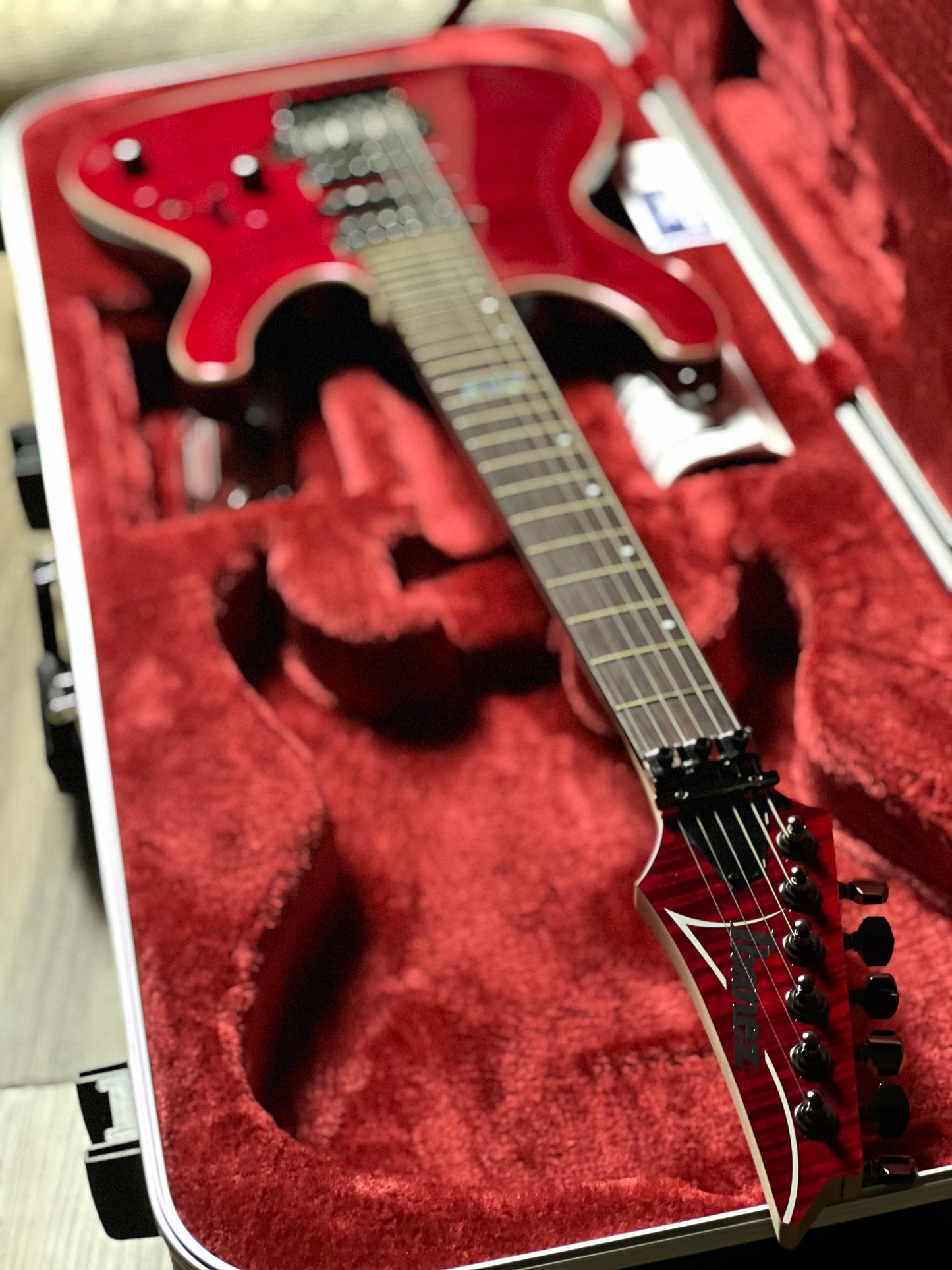Ibanez KIKO100 Kiko Loureiro Signature in Transparent Ruby Red F2600386