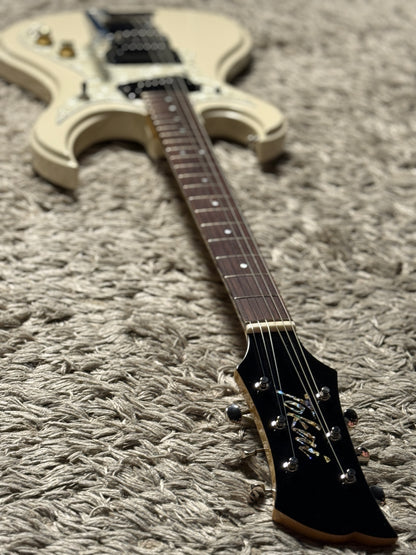 Tokai Hummingbird THB-200 50th Anniversary Reissue Limited Edition สี Vintage White