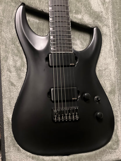 ESP E-II Horizon NT-7B Hipshot in Black satin ES0270263