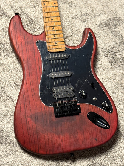 SQOE SEST650 RD HSS Ash Roasted Maple Series in Open Pore Red