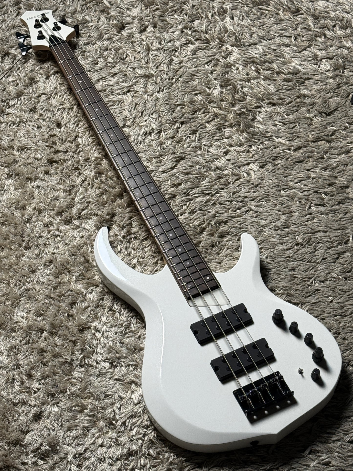 Sire Marcus Miller M2 4 String 2nd Gen Electric Bass in White Pearl