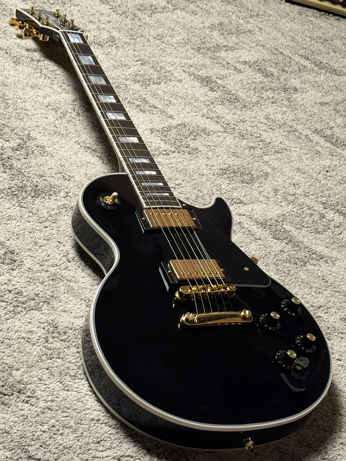 Gibson Les Paul Custom 70s in Ebony 231750166