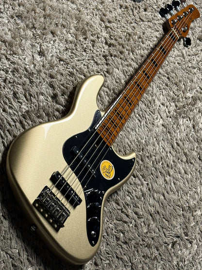 Sire Marcus Miller V5 Alder-5 St in Champagne Gold Metallic