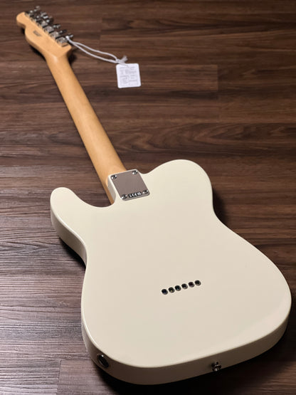 Fender Standard Telecaster with Laurel FB in Olympic White