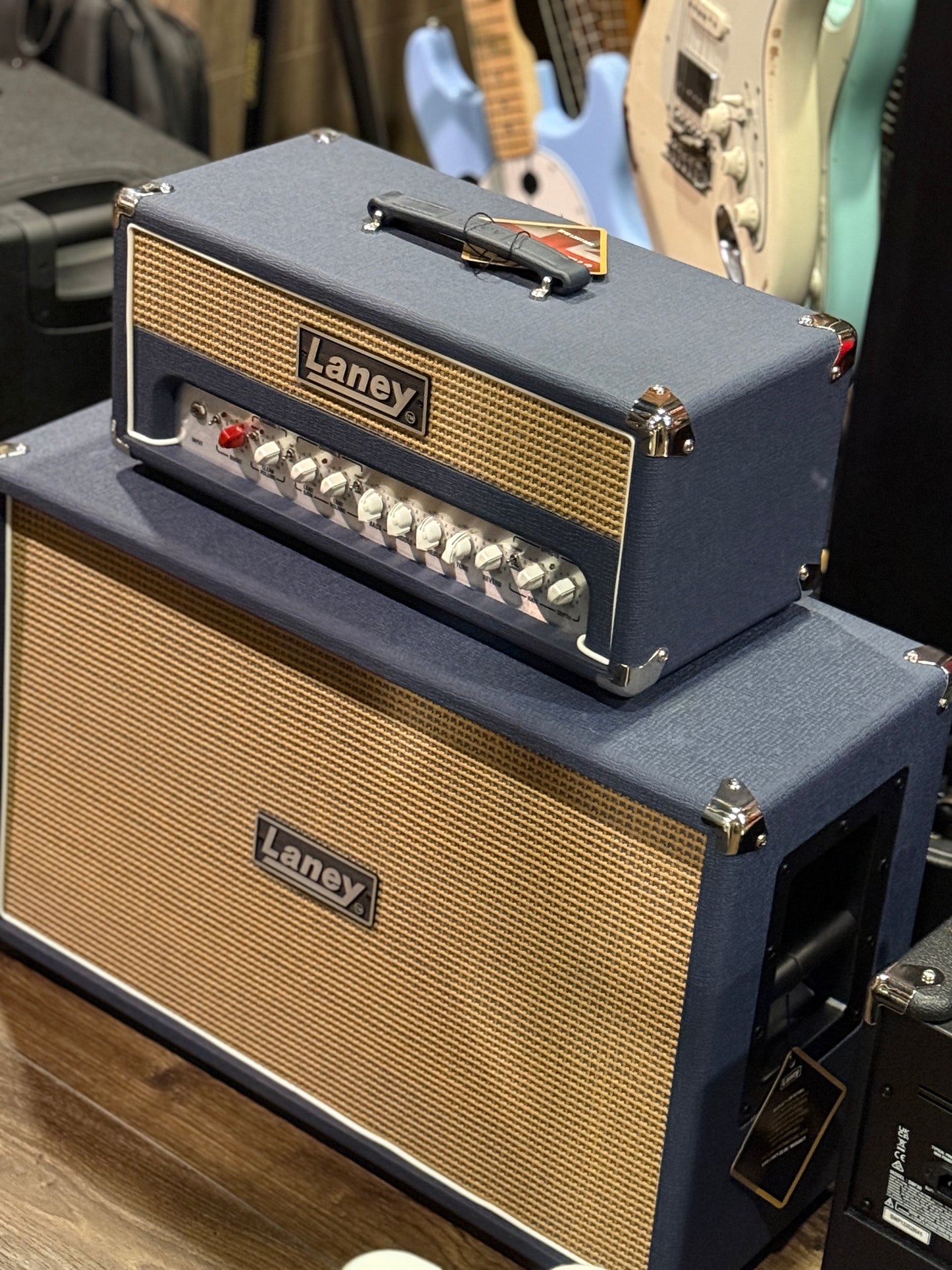 Laney LF-Supertop 120-watt Amplifier Head + Laney Lionheart Foundry LF212 2x12 Cabinet