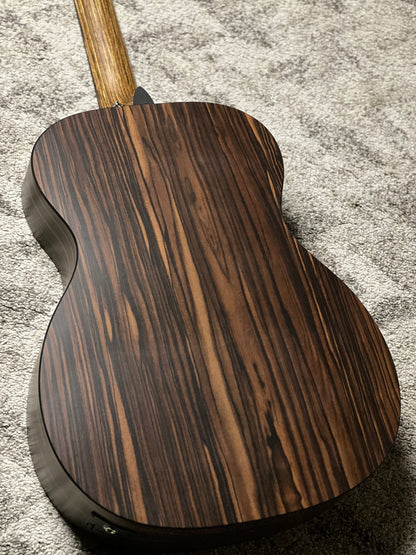 Martin CMX008-000XE Macassar Ebony Limited Edition