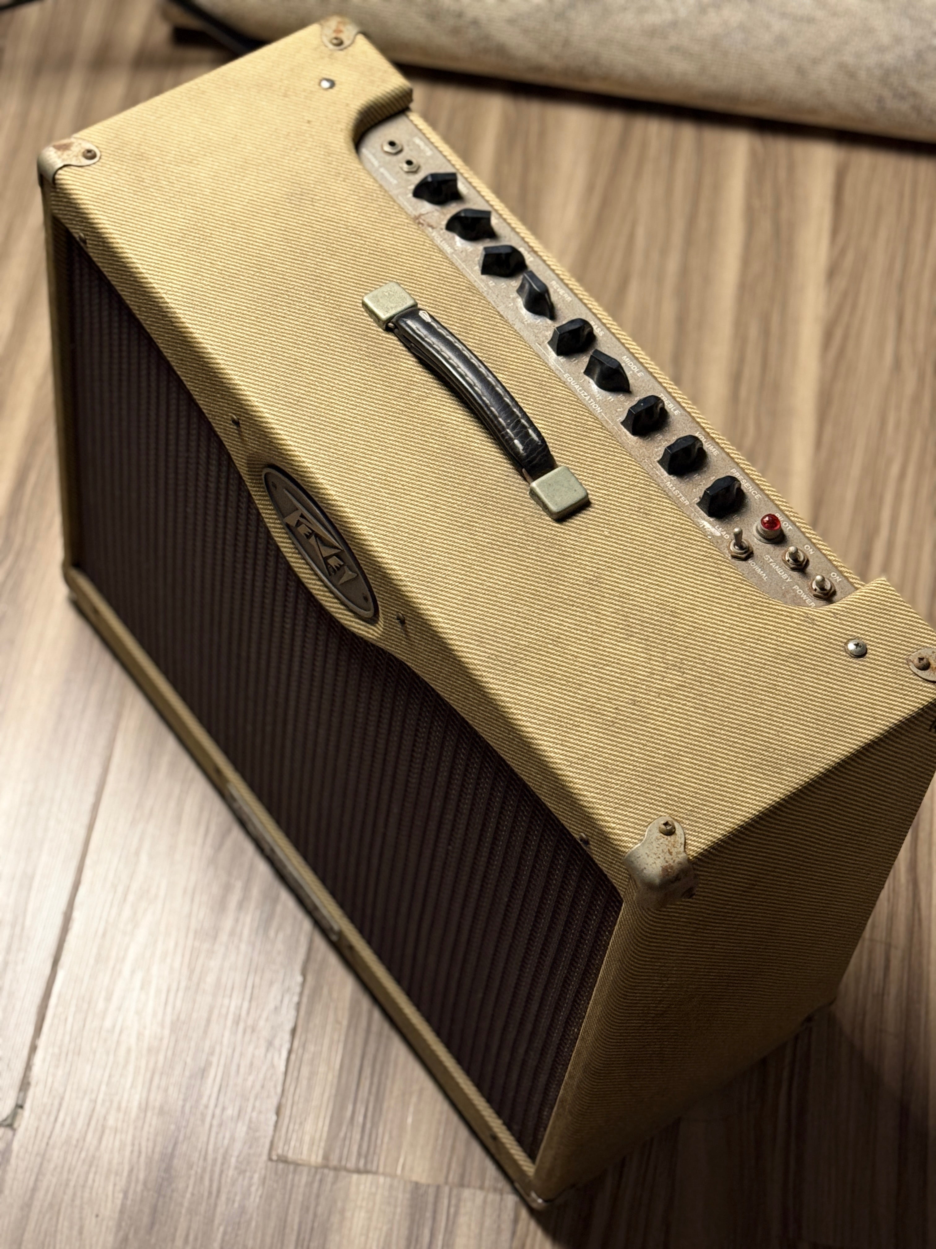 Peavey Classic 50/212 Tube Combo Amplifier (USED) – nafiriguitar.com
