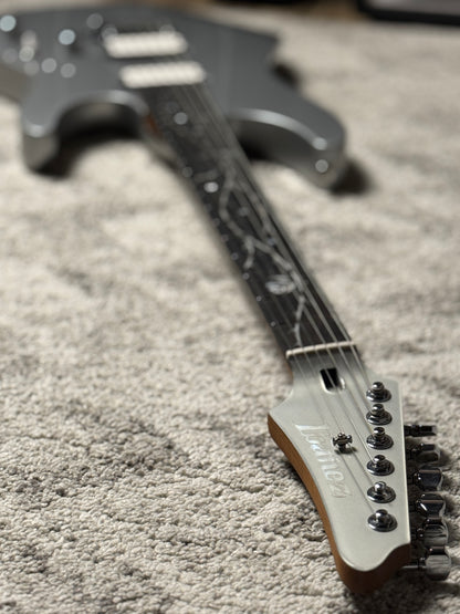 Ibanez TOD10 Tim Henson Signature Electric Guitar in Classic Silver 250905417 (USED)