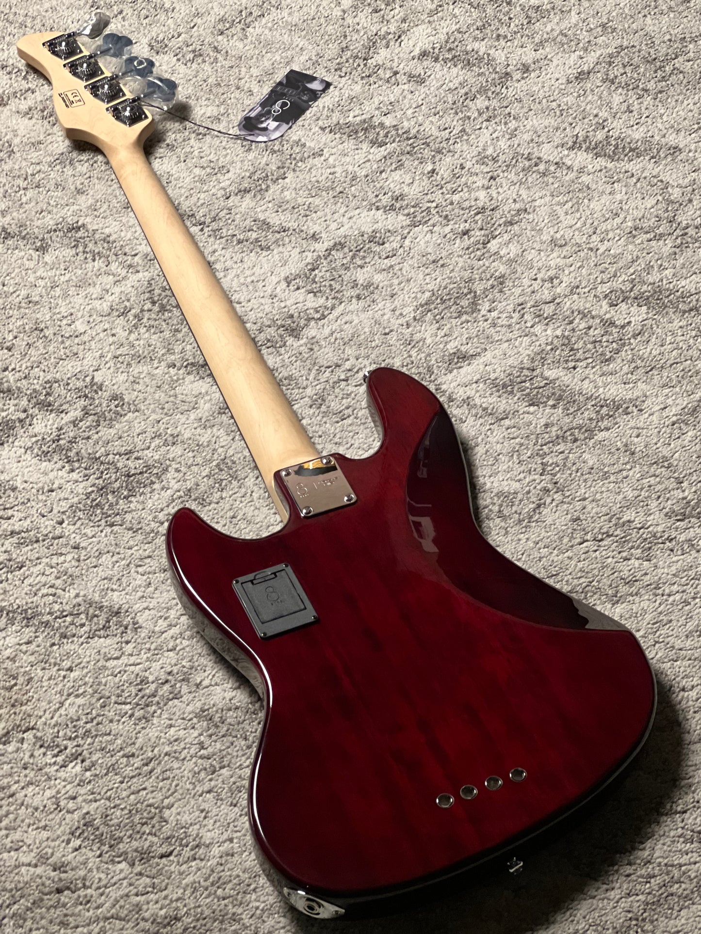 Sire Marcus Miller V3 4 String 2nd Generation in Tobacco Sunburst