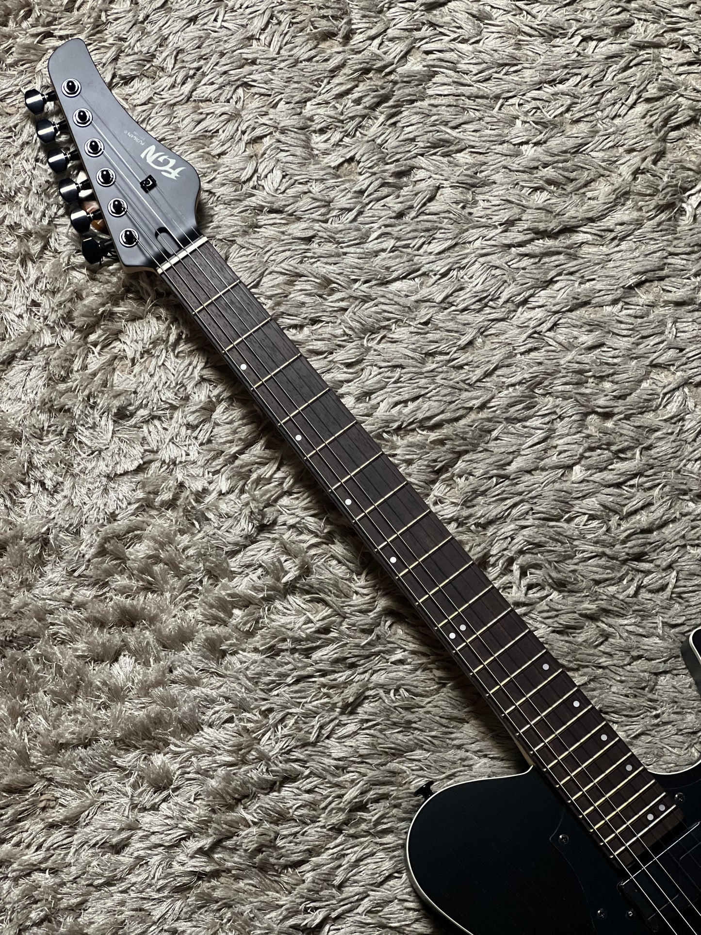 Fujigen FGN Iliad JIL2-ASH-DE664-R/OPB in Open Pore Black H221382