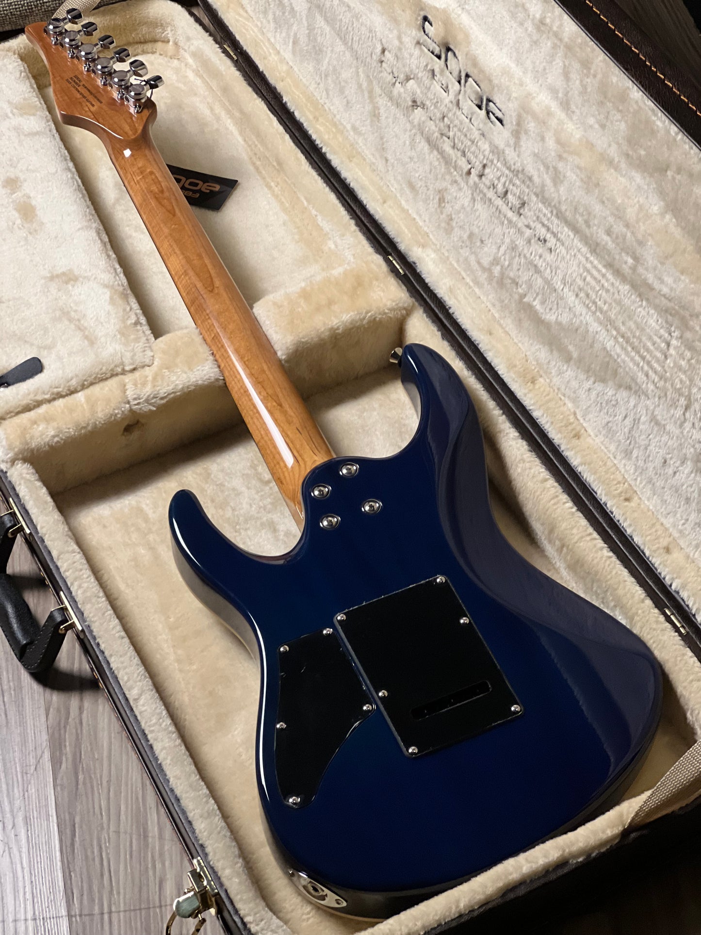 SQOE SEIB998 HSH SBL in Ice Blue