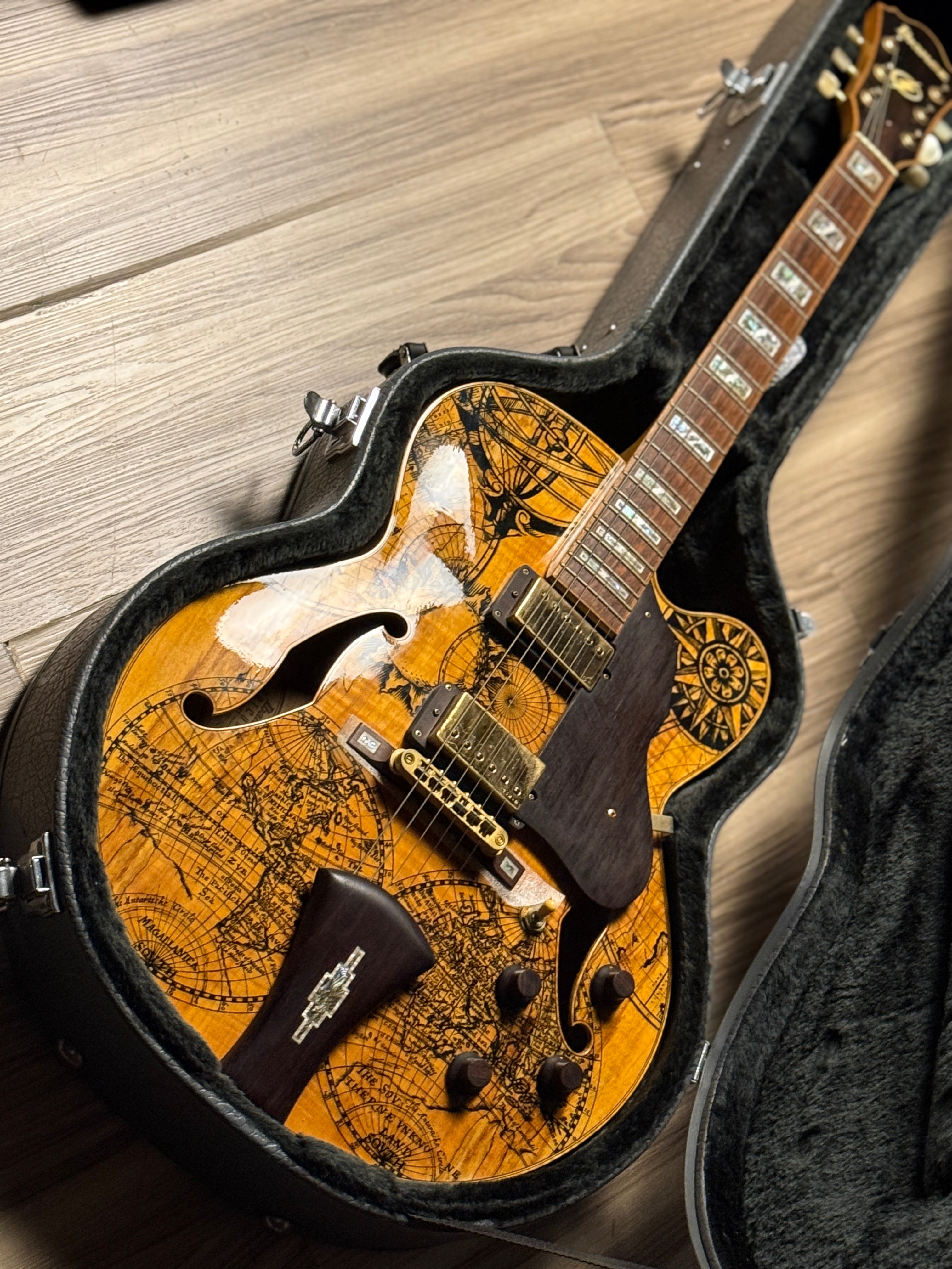Ibanez AF105SM EE in Exotic Explorer with Hardshell Case S08125686