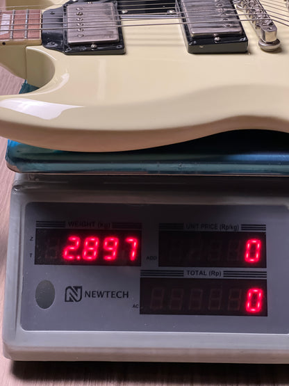 Gibson SG Standard 61 Classic In White w/Case 230430143