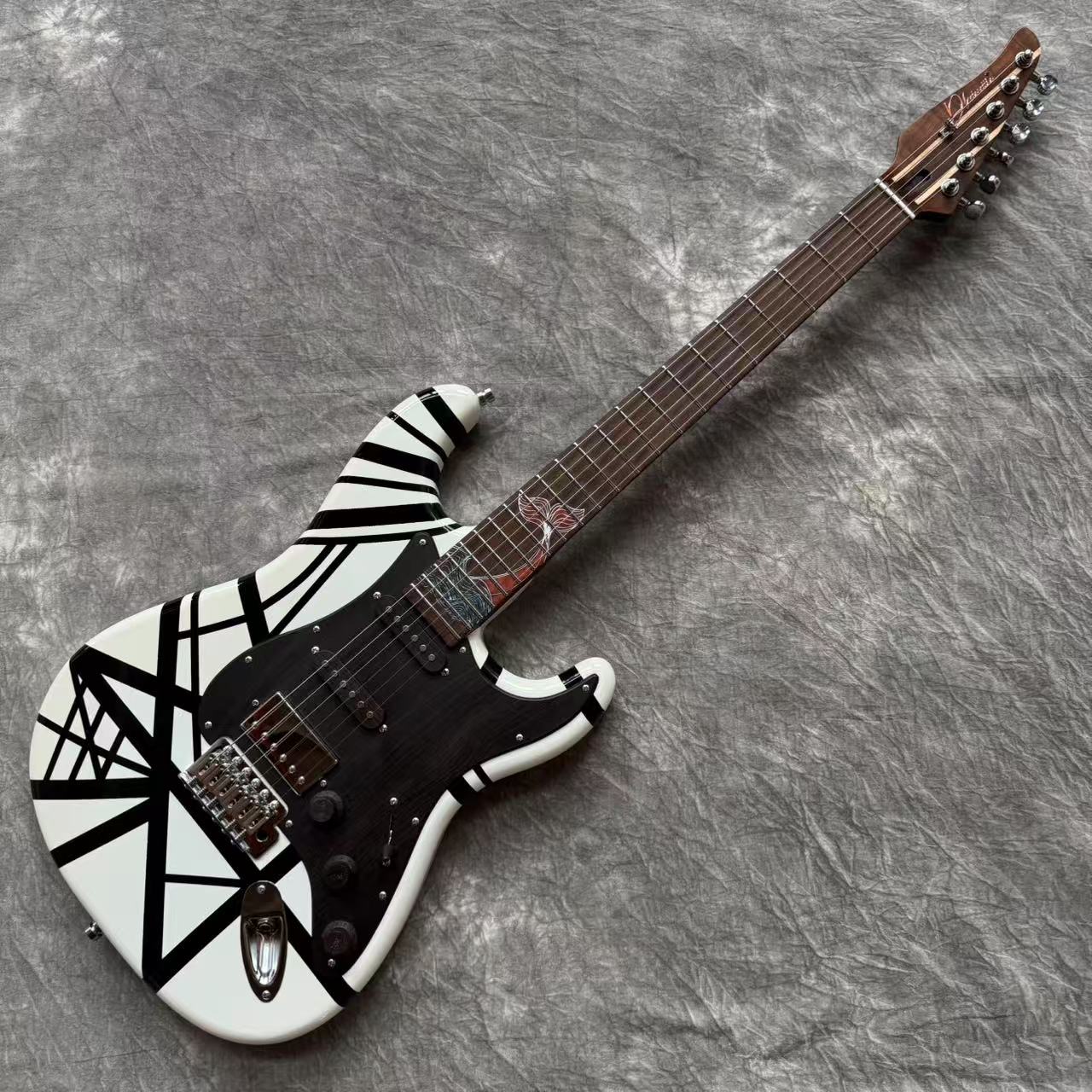 Dhatarattha Custom DST HSS in White with Black Stripes and "Whale Tail" Inlay