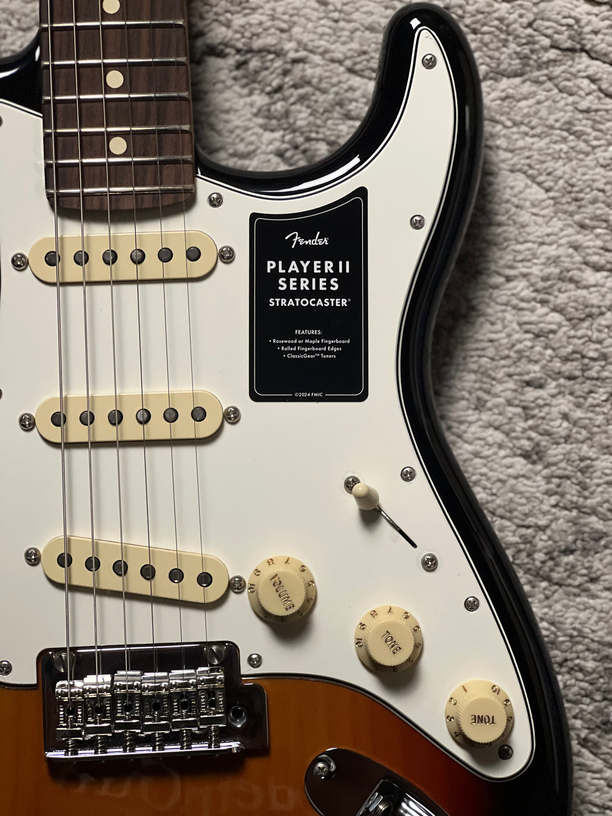 Fender Player II Stratocaster with RW FB in 3 Tone Sunburst MXS24055370