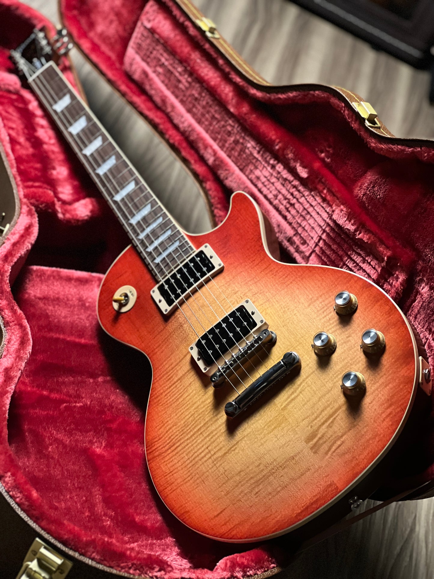 Gibson Les Paul Standard Faded 60s In Vintage Cherry Sunburst w/ Case