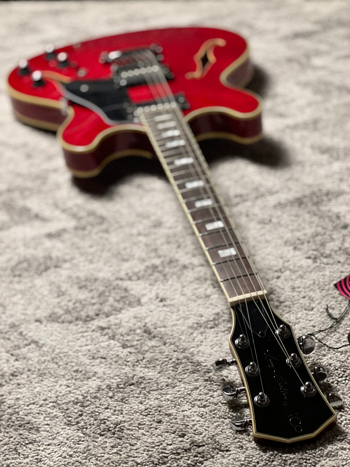 Sire Larry Carlton H7 Semi-hollow in See Through Red